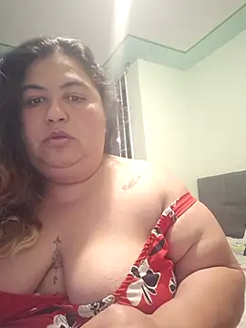 curvy diva  online show from November 26, 2025, 11:27 pm