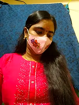 Snapshot of mini-queen chatting on February 13, 2026, 6:19 pm mini-queen online show from February 13, 2026, 6:19 pm