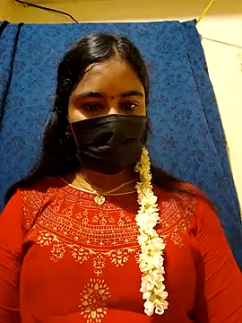 Snapshot of mini-queen chatting on March 22, 2026, 8:49 am mini-queen online show from March 22, 2026, 8:49 am