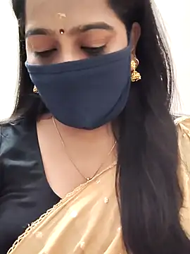 Snapshot of saritha29 chatting on April 25, 2026, 5:32 am saritha29 online show from April 25, 2026, 5:32 am