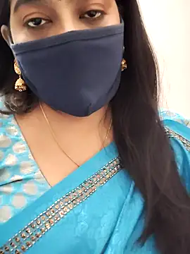 saritha29 online show from April 18, 2026, 7:22 am