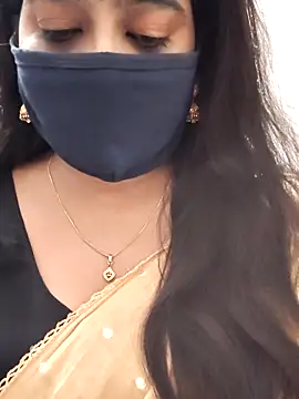 saritha29 online show from April 21, 2026, 7:04 am