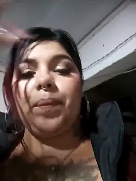 snow belle online show from December 4, 2025, 10:31 pm