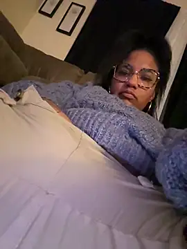 StylishEchium online show from April 10, 2026, 6:20 am