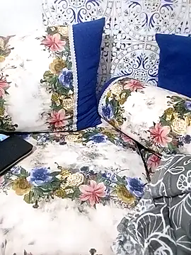 Snapshot of Mayamimi chatting on September 12, 2025, 9:03 pm Mayamimi online show from September 12, 2025, 9:03 pm