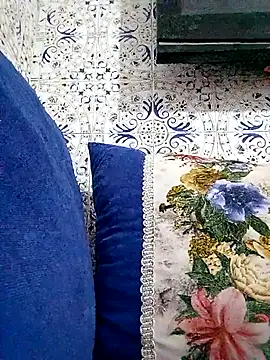 Snapshot of Mayamimi chatting on October 25, 2025, 5:02 pm Mayamimi online show from October 25, 2025, 5:02 pm