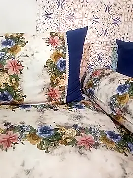 Snapshot of Mayamimi chatting on September 14, 2025, 12:27 pm Mayamimi online show from September 14, 2025, 12:27 pm