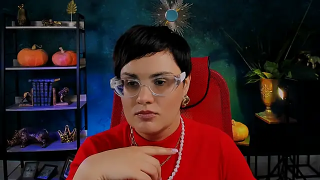 LauraDavidsons online show from October 31, 2025, 4:36 pm