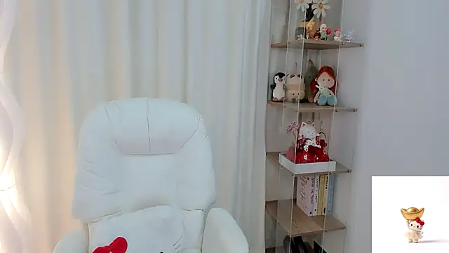 Nia-daozhu111 online show from June 18, 2026, 6:34 am