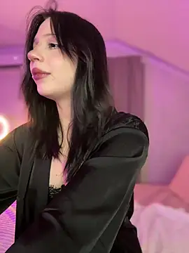 YourLittleDevil online show from January 12, 2026, 5:47 am