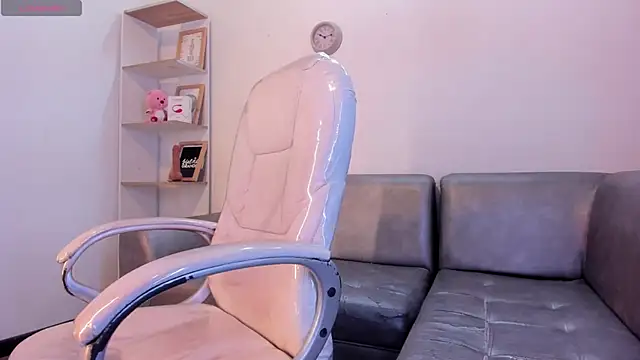 Angeel of lust online show from October 23, 2025, 4:55 am