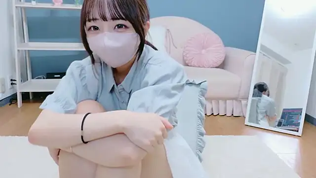 Snapshot of Mashiro-chan chatting on October 6, 2025, 7:20 am Mashiro-chan online show from October 6, 2025, 7:20 am