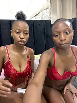 Snapshot of SexyPetitex25 chatting on February 27, 2026, 8:52 pm SexyPetitex25 online show from February 27, 2026, 8:52 pm