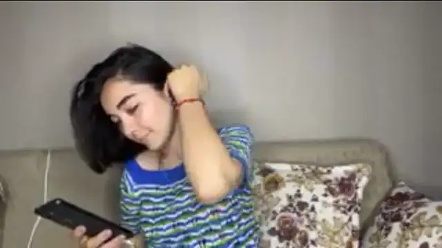 TAG MIGGI online show from October 25, 2025, 4:07 pm