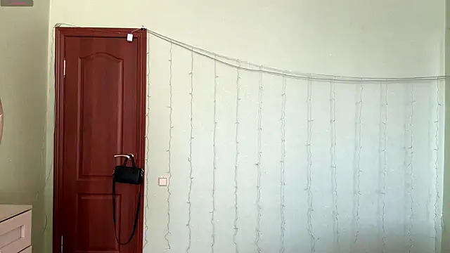 SweetJinny88 online show from February 3, 2026, 10:31 am