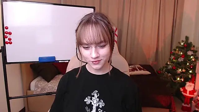 Jamie Chung online show from December 18, 2025, 5:12 am