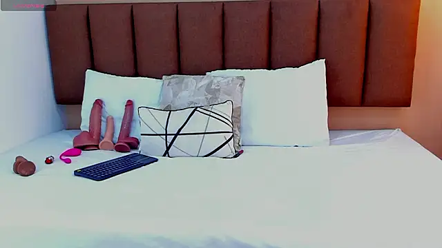 sophieturner mg online show from January 31, 2026, 7:34 pm