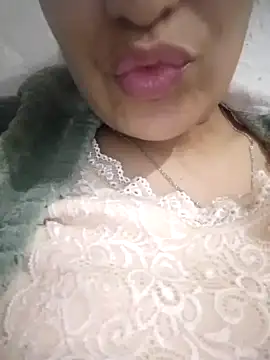 Joojo-sex online show from February 15, 2026, 7:35 pm