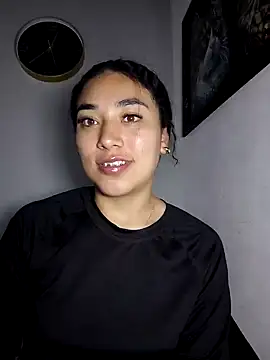 AmberGold- online show from December 4, 2025, 9:52 am