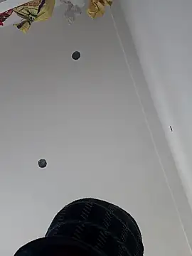 onlymasti00 online show from November 29, 2025, 1:39 am