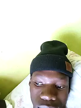 Snapshot of phumlanisanka chatting on October 6, 2025, 8:26 am phumlanisanka online show from October 6, 2025, 8:26 am