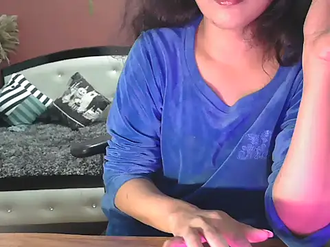 shaalu sharma online show from January 11, 2026, 8:32 am