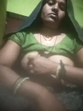 Snapshot of Hansini_Gowda chatting on November 10, 2025, 1:16 pm Hansini Gowda online show from November 10, 2025, 1:16 pm