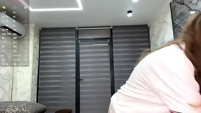 CharlynDini online show from October 26, 2025, 5:30 am