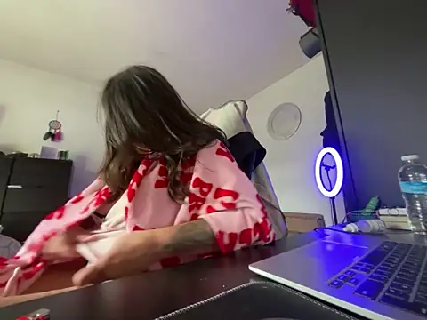 Prill940 online show from April 17, 2026, 3:04 pm