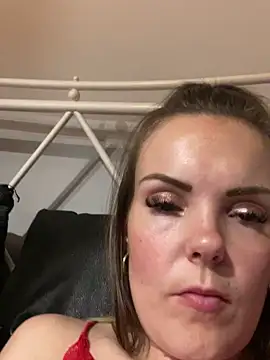 Snapshot of SexyLoLoUK chatting on September 9, 2025, 3:38 am SexyLoLoUK online show from September 9, 2025, 3:38 am