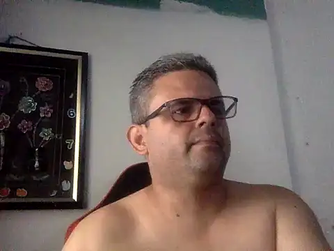 Snapshot of Katracho6969 chatting on March 3, 2026, 6:37 pm Katracho6969 online show from March 3, 2026, 6:37 pm