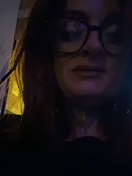 Snapshot of IrishmilfAnna chatting on October 2, 2025, 8:01 pm IrishmilfAnna online show from October 2, 2025, 8:01 pm