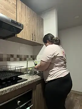 PortuPAWG online show from May 16, 2026, 10:42 pm