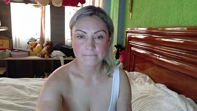 Snapshot of _Charlize_theron_ chatting on January 19, 2026, 4:11 pm Charlize theron online show from January 19, 2026, 4:11 pm