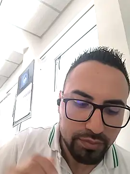 Snapshot of Jharicio-89 chatting on September 24, 2025, 6:47 pm Jharicio-89 online show from September 24, 2025, 6:47 pm