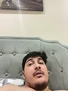 Snapshot of mixedcouplee69 chatting on February 1, 2026, 1:48 am mixedcouplee69 online show from February 1, 2026, 1:48 am