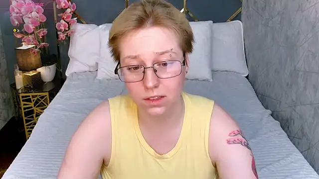 AlexandraGreen online show from March 5, 2026, 9:22 pm