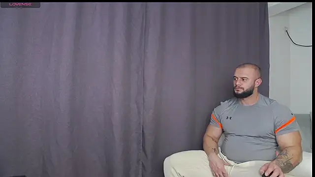 RickyMiami1 online show from November 17, 2025, 6:45 pm