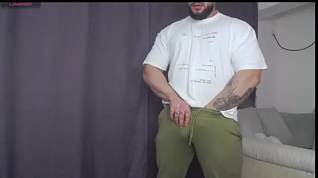 RickyMiami1 online show from February 9, 2026, 6:17 pm