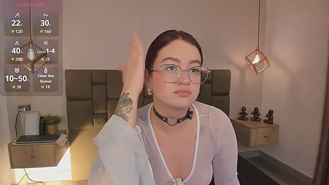 Julieth Rojas online show from March 19, 2026, 4:34 am