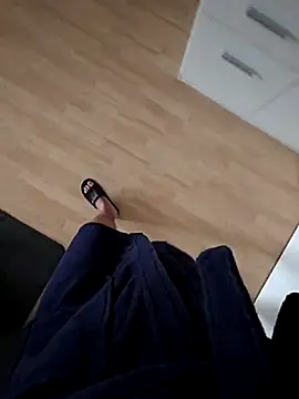 Snapshot of DarkNova9 chatting on November 18, 2025, 9:23 am DarkNova9 online show from November 18, 2025, 9:23 am