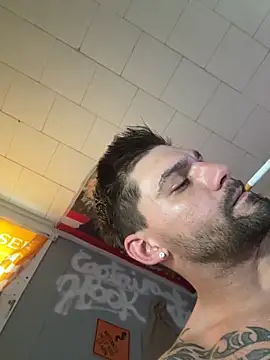 CaptHook931 online show from April 8, 2026, 8:32 pm