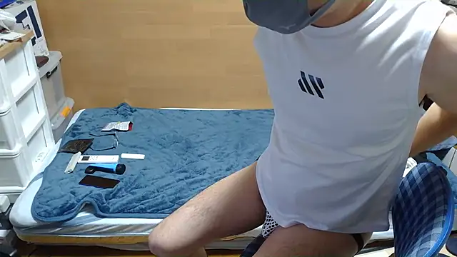 erosuke9 online show from December 15, 2025, 8:36 pm