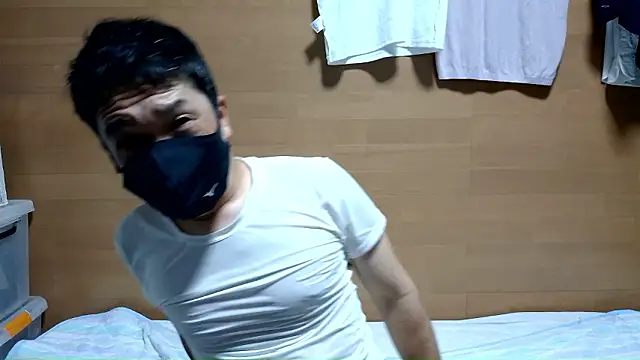 erosuke9 online show from June 18, 2026, 12:21 pm