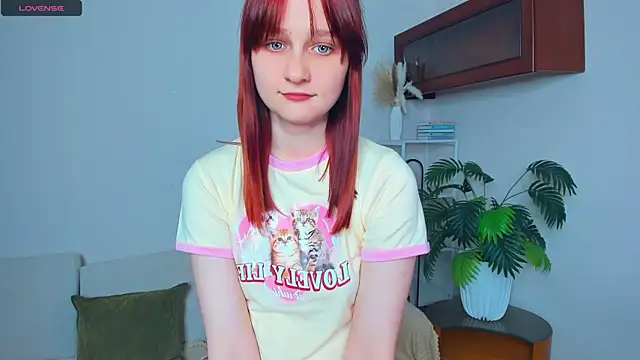 KatyKufel online show from November 7, 2025, 6:45 pm