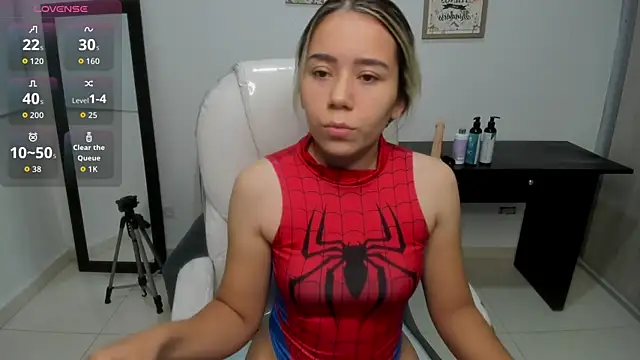 Aiilyn Ds online show from September 24, 2025, 9:38 am