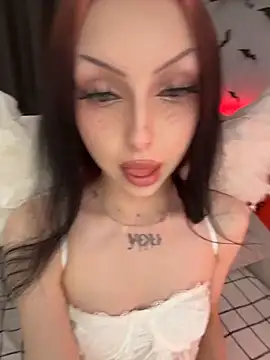 Snapshot of Lina_Thornton_ chatting on October 30, 2025, 8:50 pm Lina Thornton online show from October 30, 2025, 8:50 pm