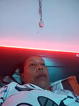 Naomi-Mature online show from December 15, 2025, 8:42 am