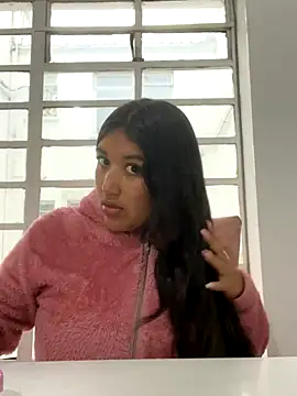 SharaRous online show from October 8, 2025, 11:56 am