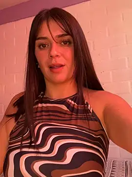 cami lorena online show from April 4, 2026, 12:56 pm